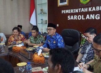 Bupati Sarolangun Hurmin Pimpin Rapat Penyelesaian Konflik Antara PT SAL dan SAD