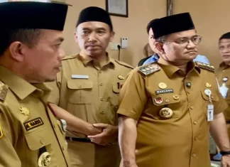 Gubernur Al Haris Tinjau Pelaksanaan Tes Kompetensi Akademik SMP di Kota Jambi