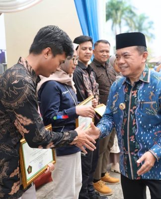 Gubernur Al Haris: Pengusaha dan Pekerja, Satu Kesatuan yang Tak Bisa Dipisahkan