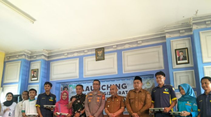 Program MBG Resmi Diluncurkan di SMKN 6 Bungo, 400 Siswa Terima Makanan Bergizi