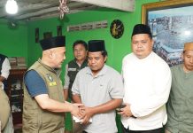 Penuh Haru, Bupati dan Wabup Bungo Sambangi Korban Banjir dan Keluarga Longsor di Empelu