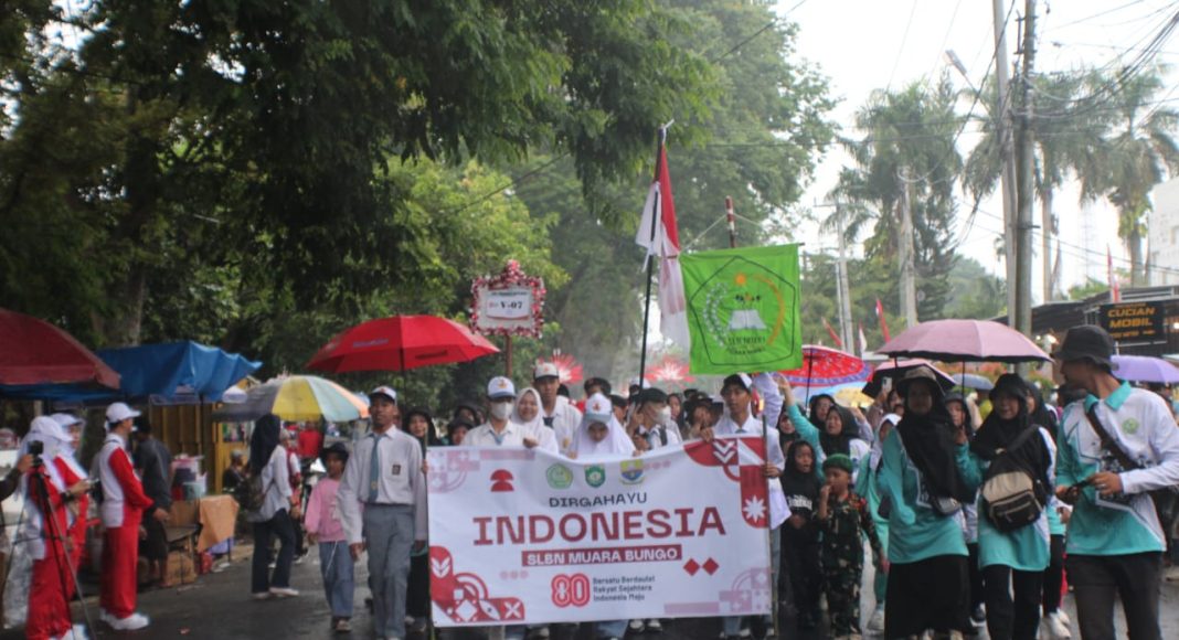 Pawai Pembangunan HUT ke-81 RI di Bungo: Pesta Kreativitas Anak Bangsa dan Penggerak Ekonomi Rakyat