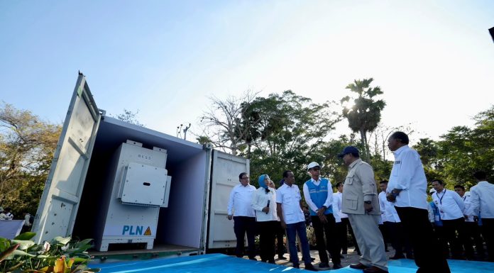 PLTS 100 GWp Diluncurkan, PLN Siap Dukung Akselerasi Pengembangan EBT Menuju Swasembada Energi