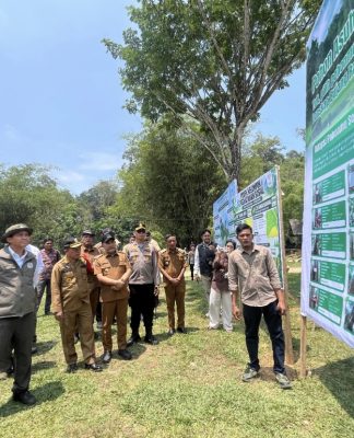 Gubernur Bersama Bupati Bungo Dampingi Kunker Menhut Tinjau Lanskap Bujang Raba