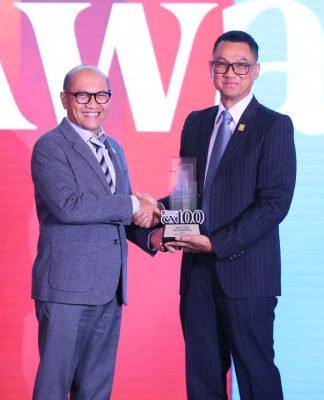 PLN Raih Sector Champion dan Runner Up BUMN Layanan Terbaik Danantara Indonesia CX100 Award 2026